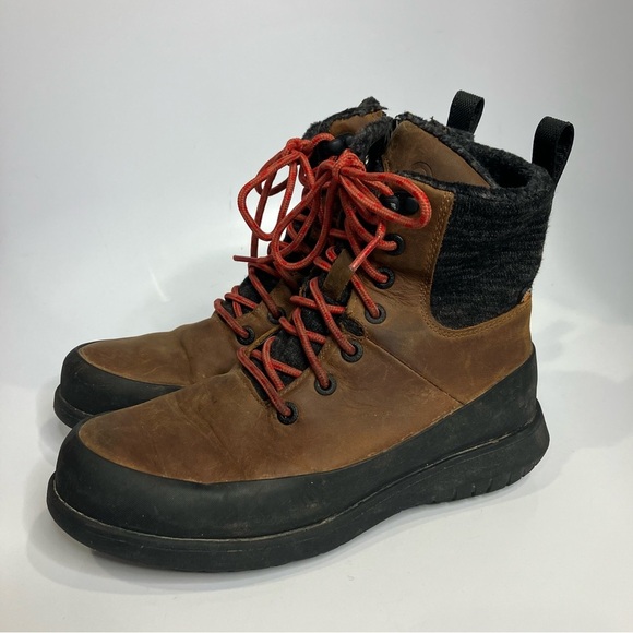 Bogs freedom lace up boots insulated brown leather black womens size 6.5 - Picture 2 of 9